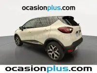 Usado Renault Captur Zen 120 CV (88 kW) 2017 Beige SUV