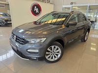 Usado VW T-Roc Advance 115 CV (84 kW) 2020 Gris SUV