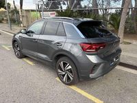 Usado VW T-Roc Life 150 CV (110 kW) 2023 Gris SUV
