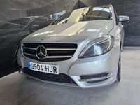 Usado Mercedes B180 Sport Edition 109 CV (80 kW) 2012 Gris Monovolumen