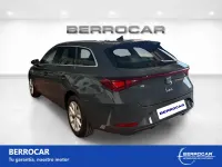 Usado Seat Leon Style 116 CV (85 kW) 2025 Gris