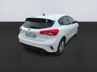Używany Ford Focus Trend+ 120 KM (88 kW) 2022 Biały Hatchback