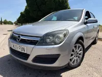 Usado Opel Astra Enjoy 100 CV (73 kW) 2006 Gris / plata Berlina