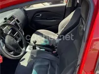 Usado Kia Rio 85 CV (62 kW) 2012 Rojo Berlina