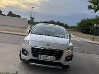 Usado Peugeot 3008 Allure 120 CV (88 kW) 2014 Blanco Familiar
