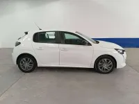 Usado Peugeot 208 Active 101 CV (74 kW) 2022 Blanco Utilitario