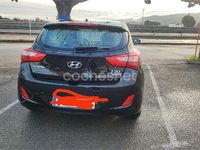 Usado Hyundai i30 90 CV (66 kW) 2013 Negro Berlina