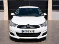 Usado Citroën C4 Seduction 114 CV (83 kW) 2013 Blanco Utilitario