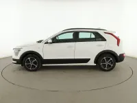 Usado Kia Niro 141 CV (103 kW) 2023 Blanco SUV