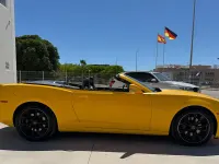 Usado Chevrolet Camaro 405 CV (297 kW) 2013 Amarillo Descapotable