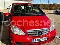 Usado Mercedes A150 Avantgarde 95 CV (69 kW) 2009 Rojo Berlina