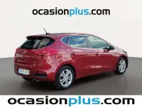Usado Kia Ceed 128 CV (94 kW) 2015 Rojo Utilitario