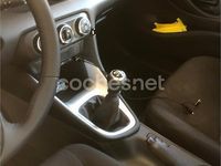 Usado Toyota Yaris 125 CV (91 kW) 2024 Negro Berlina