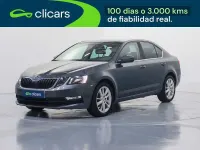 Usado Skoda Octavia Ambition 116 CV (85 kW) 2019 Gris Utilitario