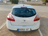 Usado Renault Mégane III Dynamique 110 CV (80 kW) 2012 Blanco Berlina