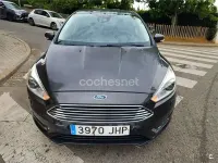 Usado Ford Focus Titanium 125 CV (91 kW) 2015 Negro Berlina