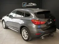 Usado BMW X1 150 CV (110 kW) 2022 Gris / plata SUV
