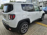 Usado Jeep Renegade Limited 140 CV (102 kW) 2015 Blanco SUV