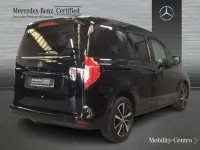 Usado Mercedes 180 116 CV (85 kW) 2024 Negro Berlina