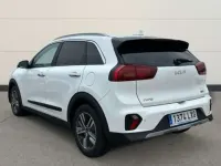 Usado Kia Niro 141 CV (103 kW) 2022 Blanco SUV