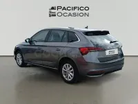 Usado Skoda Scala Selection 115 CV (84 kW) 2024 Gris / plata Utilitario