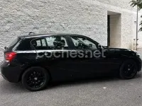 Usado BMW 118 Sport Line 143 CV (105 kW) 2013 Negro Utilitario