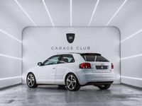 Usado Audi A3 Ambition 140 CV (102 kW) 2011 Gris / plata Berlina