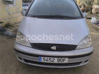 Usado Ford Galaxy Trend 115 CV (84 kW) 2000 Gris / plata Monovolumen
