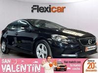 Usado Volvo V40 Momentum 122 CV (89 kW) 2018 Negro Familiar