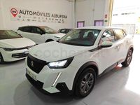 Usado Peugeot 2008 Active 100 CV (73 kW) 2020 Granate SUV