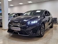 Usado Kia Ceed 141 CV (103 kW) 2024 Negro Utilitario