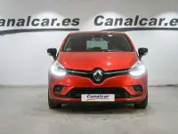 Usado Renault Clio LIMITED 90 CV (66 kW) 2017 Rojo Utilitario