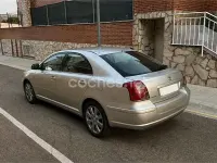 Usado Toyota Avensis Active 126 CV (92 kW) 2008 Beige Berlina