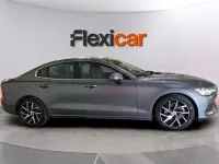 Usado Volvo S60 190 CV (139 kW) 2020 Gris Berlina