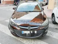 Usado Opel Astra Elegance 140 CV (102 kW) 2016 Marrón Berlina
