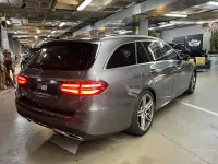 Usado Mercedes E220 194 CV (142 kW) 2018 Gris / plata Familiar
