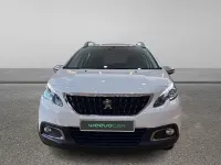 Usado Peugeot 2008 Signature Sky 82 CV (60 kW) 2019 Blanco SUV