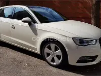 Usado Audi A3 Attraction 105 CV (77 kW) 2013 Blanco Berlina