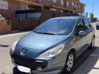 Usado Peugeot 307 90 CV (66 kW) 2007 Gris / plata Berlina