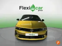 Usado Opel Astra GS Line 181 CV (133 kW) 2022 Amarillo Utilitario