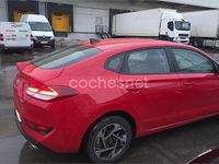 Usado Hyundai i30 120 CV (88 kW) 2025 Rojo Berlina