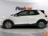 Usado Kia Stonic 100 CV (73 kW) 2021 Blanco SUV