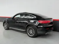 Usado Mercedes GLC250 204 CV (150 kW) 2019 Negro SUV
