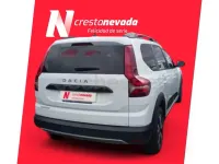 Usado Dacia Jogger Comfort 100 CV (73 kW) 2022 Blanco Monovolumen