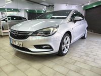 Usado Opel Astra Dynamic 125 CV (91 kW) 2016 Gris / plata Berlina