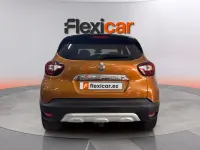 Usado Renault Captur Zen 131 CV (96 kW) 2019 Naranja SUV