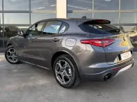Usado Alfa Romeo Stelvio Ti 210 CV (154 kW) 2022 Gris SUV