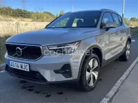 Usado Volvo XC40 Core 129 CV (94 kW) 2023 Gris / plata SUV