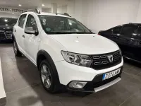 Usado Dacia Sandero Stepway Ambiance 90 CV (66 kW) 2018 Blanco Utilitario