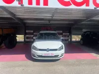 Usado VW Golf VII Advance 125 CV (91 kW) 2017 Blanco Berlina